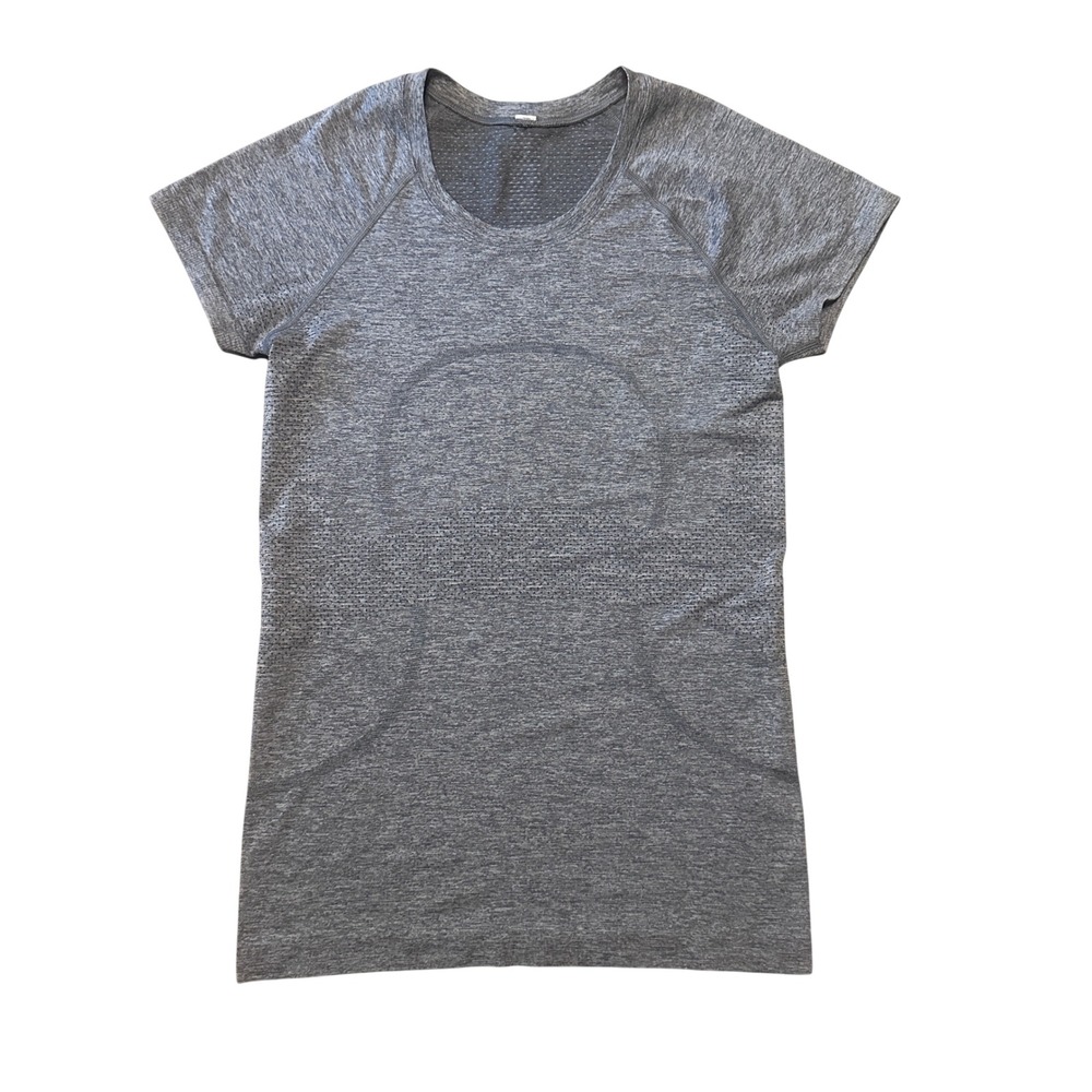 Lululemon Lululemon Swiftly Tech Short Sleeve 2.0 GRAY Size 6
